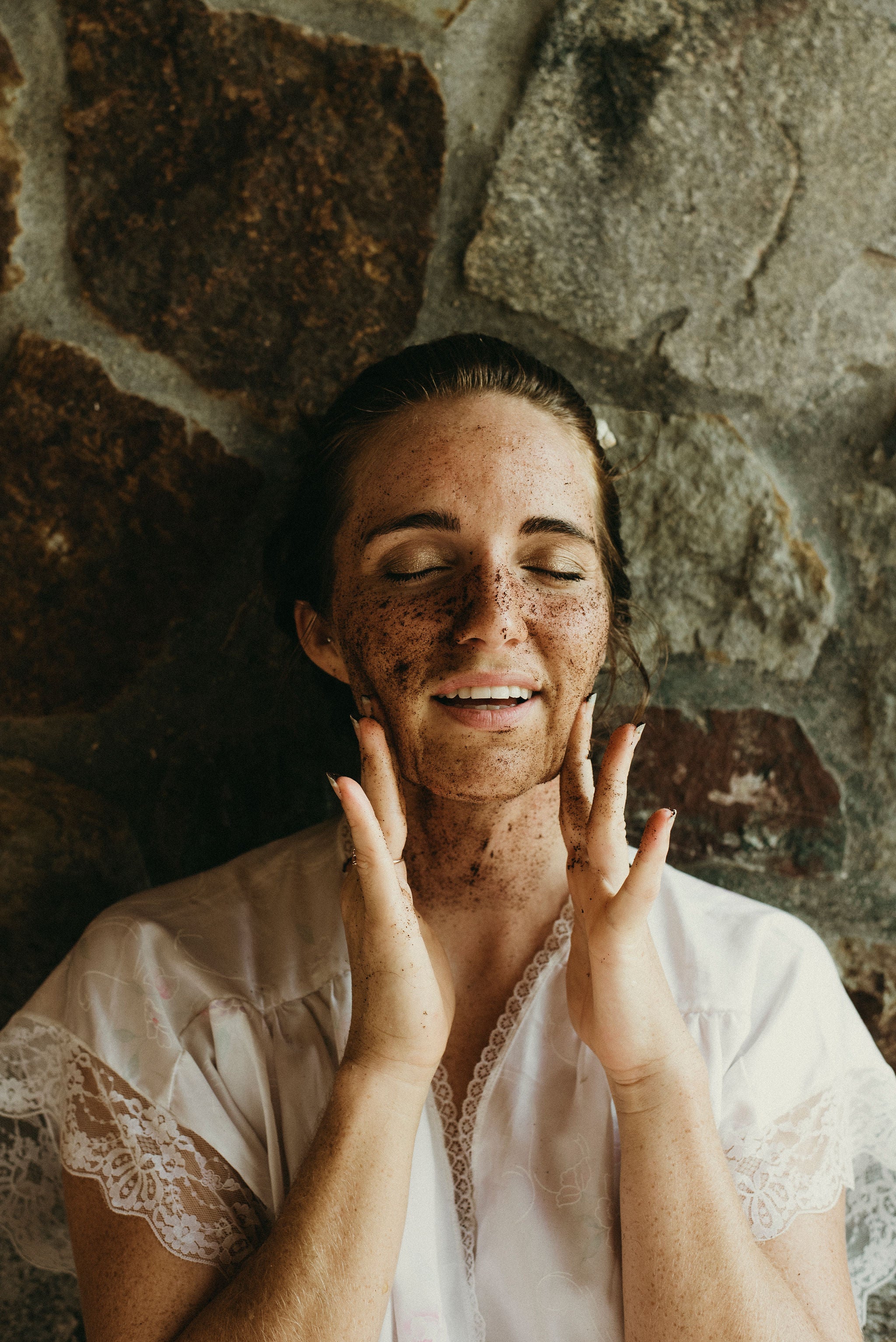 Discover Radiant Skin: Customized Skincare Routine for Acne-Prone Skin