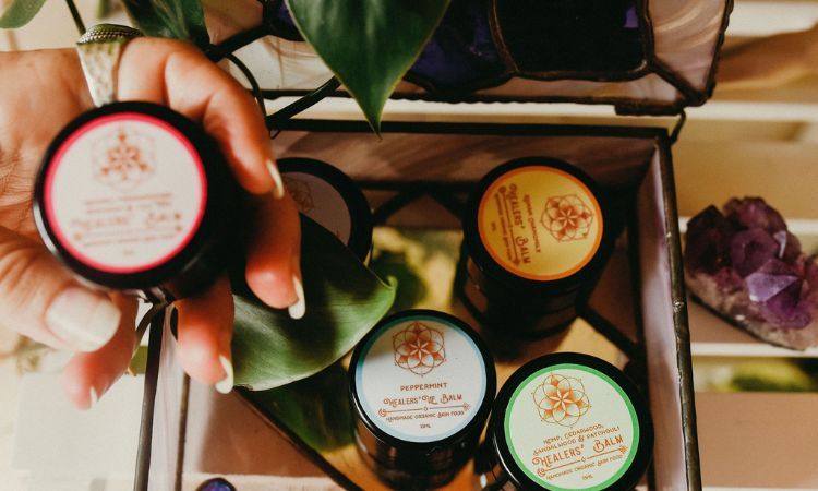 10 Best Natural Skin Care Products for Glowing Skin